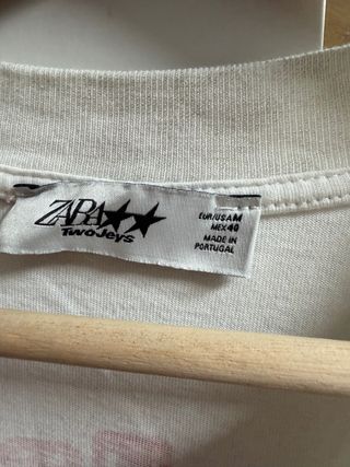 Camiseta Zara x TwoJeys 