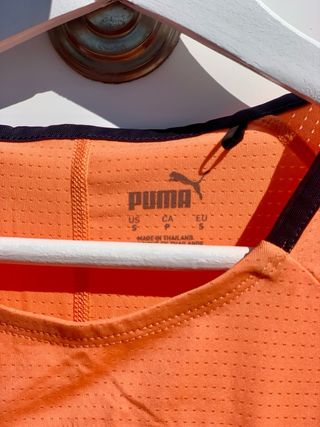 Camiseta Crop Puma Naranja y Gris