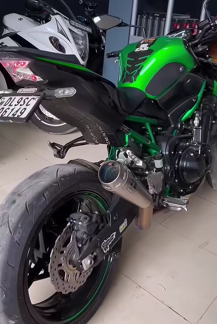 Sistema de escape Arrow Kawasaki Z300 NINJA 300