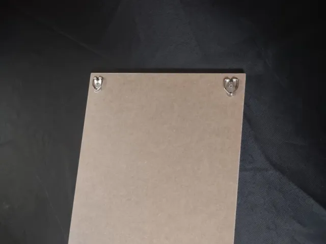 Misuratore di crescita infantile con scala in centimetri