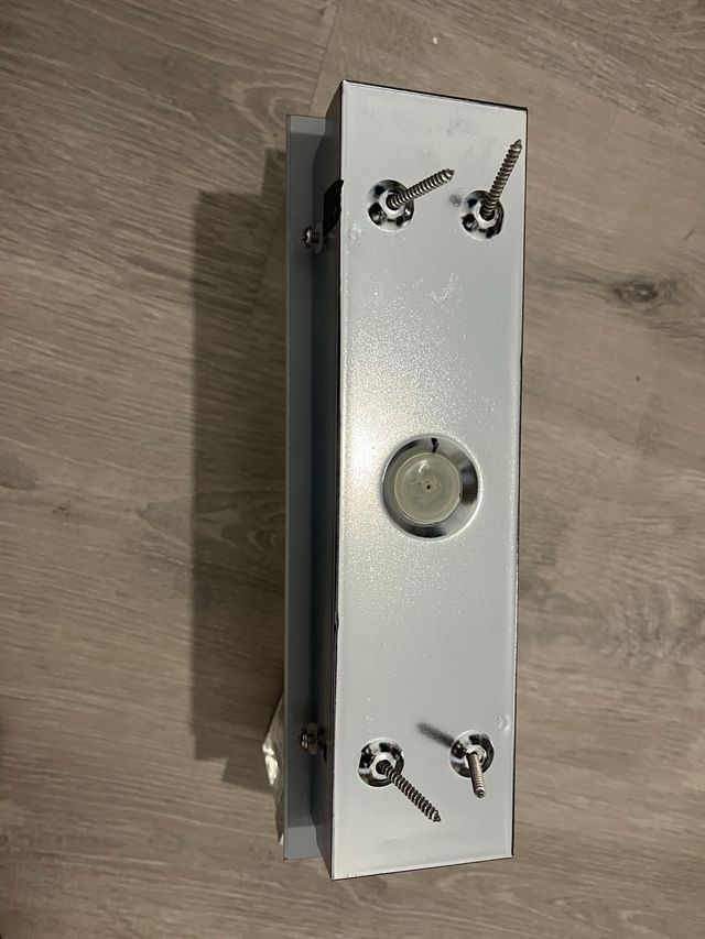 Focos movibles de cristal y metal