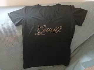 Camiseta Gaudi Negra con Pedrería