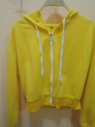 Sudadera amarilla corta cremallera mujer