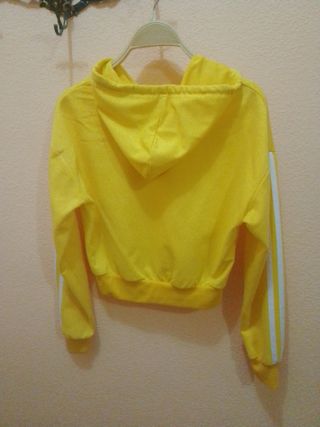 Sudadera amarilla corta cremallera mujer