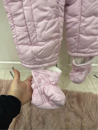 Tuta da neve rosa con cappuccio
