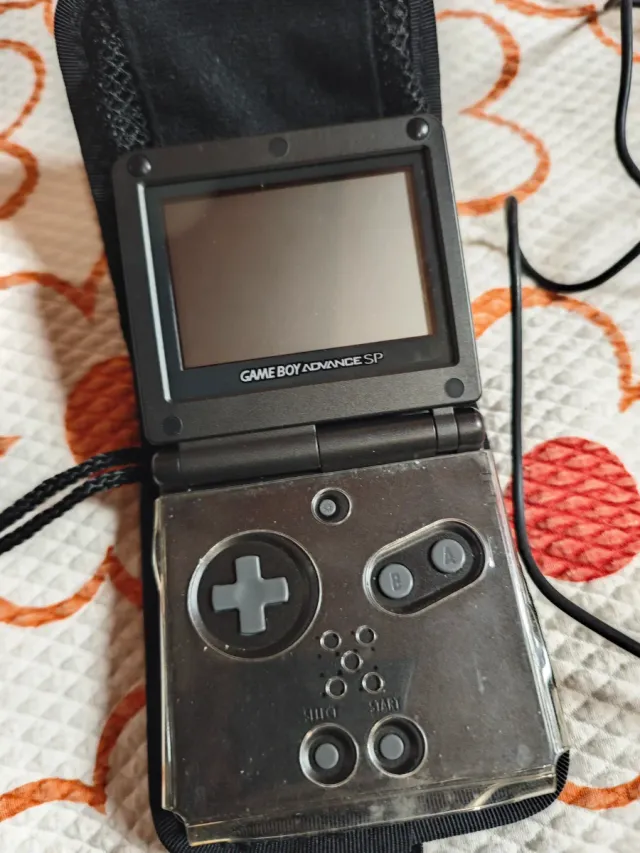 Game Boy Advance SP