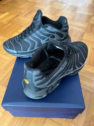 Zapatillas Nike TN Negras
