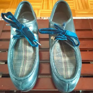 Zapato cordones piel azul T.39