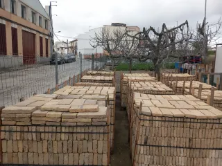 Ladrillos antiguos de barro