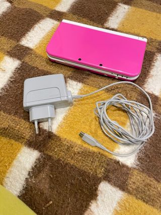 Nintendo 3DS XL Rosa y Blanca