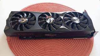 GPU: ZOTAC GAMING GEFORCE RTX 2080 Ti AMP Edition.