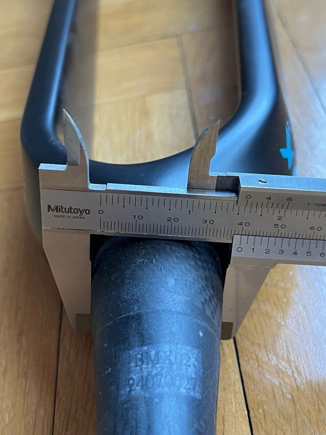 Horquilla de carbono para bicicleta BMX.NUEVA