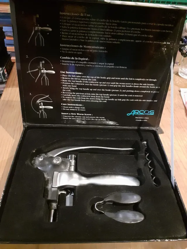 Sacacorchos Arcos ABS y Zinc