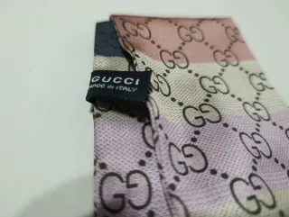 Pañuelo Gucci GG Beige y Rosa