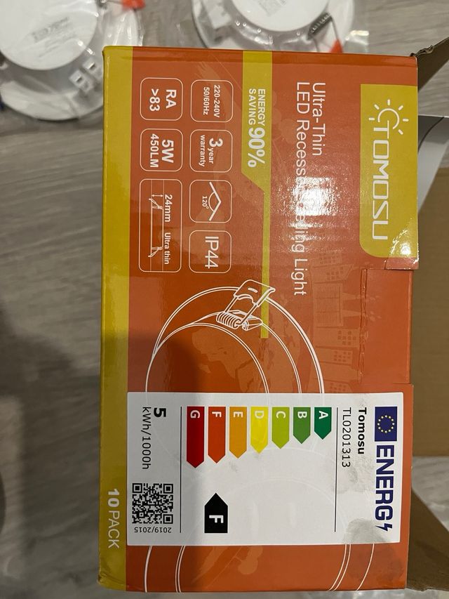 Focos LED empotrables (4 unidades)