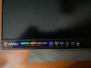Monitor MSI Optix G24C4 Curvo