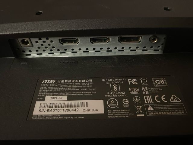 Monitor MSI Optix G24C4 Curvo