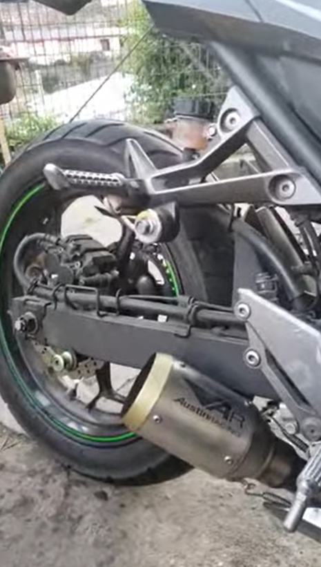 Sistema de escape Austin Racing Kawasaki Z300 