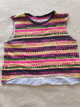 Camiseta sin mangas estampada