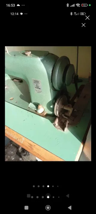 Máquina de coser Adler con mueble