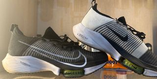 Zapatillas Nike Air Zoom Negras y Blancas