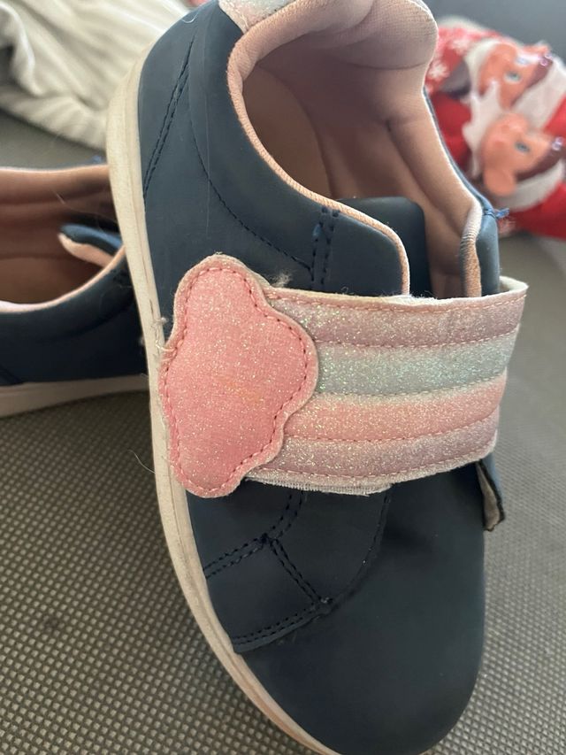 Playeras niña azul con velcro y glitter