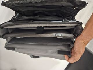 Maletín Belkin para portátil hasta 17