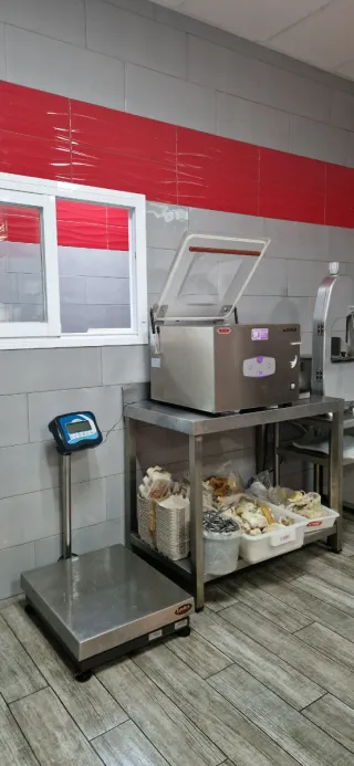 Traspaso Carnicería Reformada y Equipada