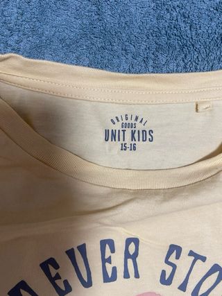 Camiseta amarilla Never Stop Rolling