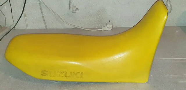 Asiento Suzuki Amarillo