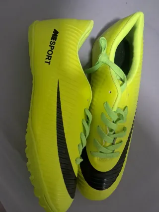 Zapatillas Deportivas Verde Neón