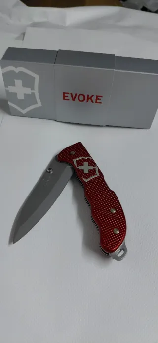 Navaja Victorinox Evoke Roja