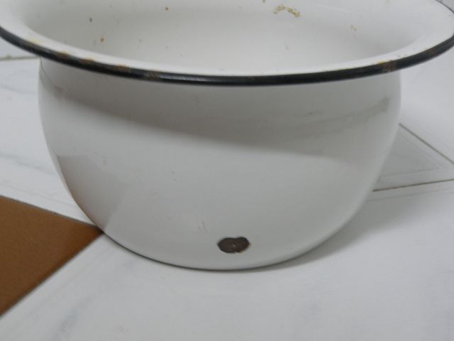 Orinal antiguo de porcelana