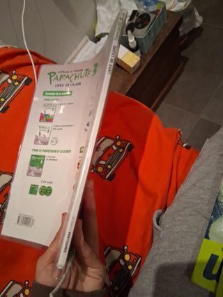 PARACHUTE 3 ELEVE