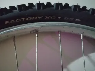 Rueda trasera 26 x1, 95r para bicicleta