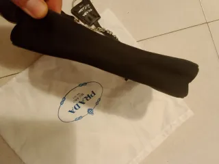 Borsa Prada Re-Edition 2005 Nera Zipper problem