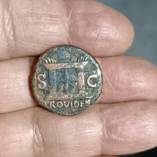 Lotto 2 monete romane: Vespasiano, Claudio II°