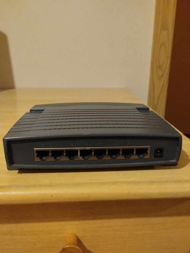 SWITCH OVISLINK 8 PUERTOS GIGABIT  EVO-GSH8 