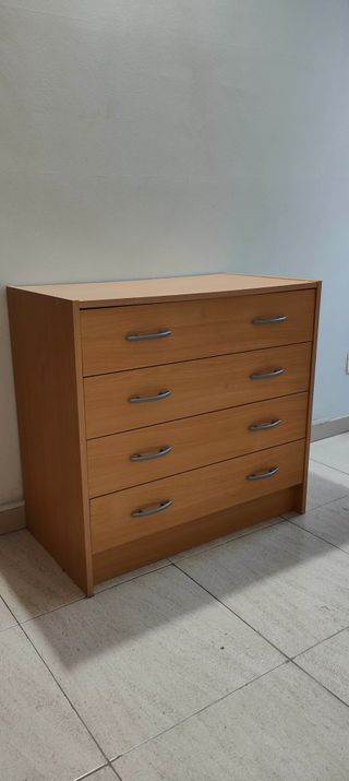 Cassettiera in legno con 4 cassetti