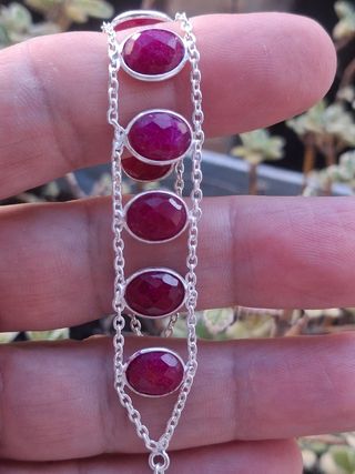 Pulsera de Rubí en Plata de Ley