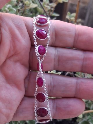 Pulsera de Rubí en Plata de Ley
