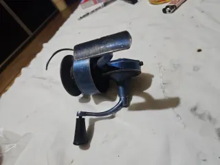 Carrete de pesca SAGARRA 