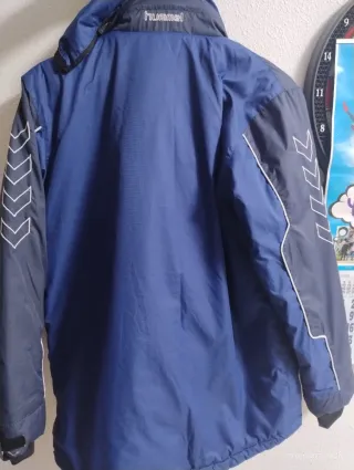 Chaqueton Hummel azul y gris
