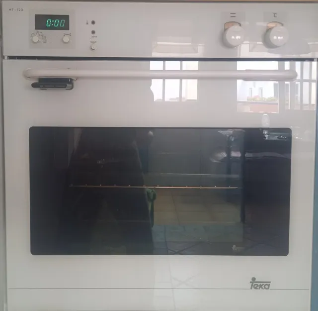 Horno Teka cristal blanco