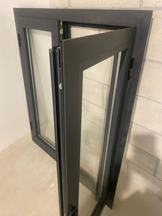 Ventana aluminio negro Climalit