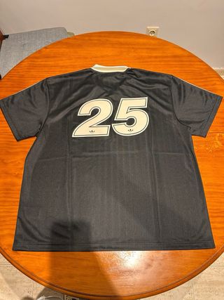 Camiseta Adidas x Oasis Negra Jacquard