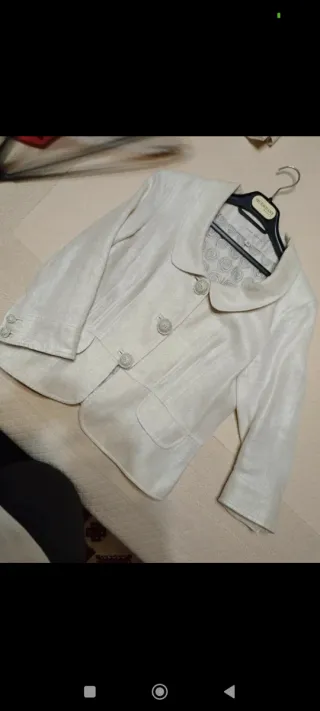 Traje de lino blanco chaqueta y falda - Alba Conde
