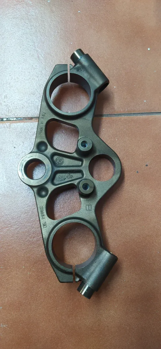 Tija Superior Aprilia RS 125 Afilada