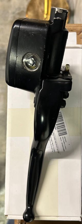 Bomba de freno y maneta negra original Harley 