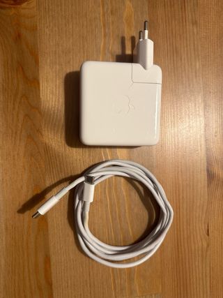 MacBook Pro 13 2019 Intel i7 16GB RAM